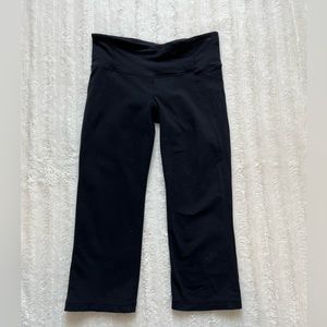 Lululemon Gather and Crow Cropped Legging sz 6